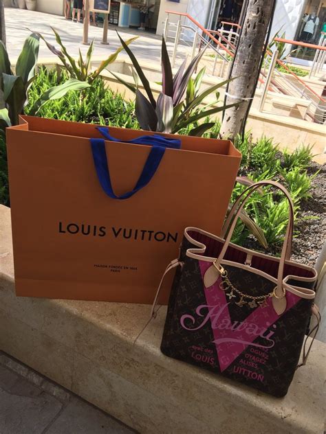 louis vuitton hawaii outlet maui|Hawaii Louis Vuitton bag.